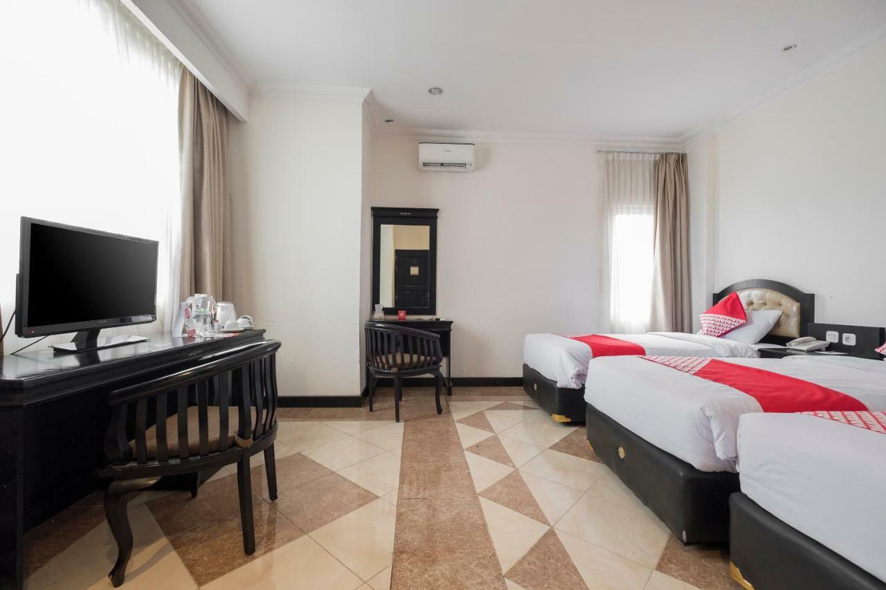 Hotel Sutomo Makassar Eksteriør billede