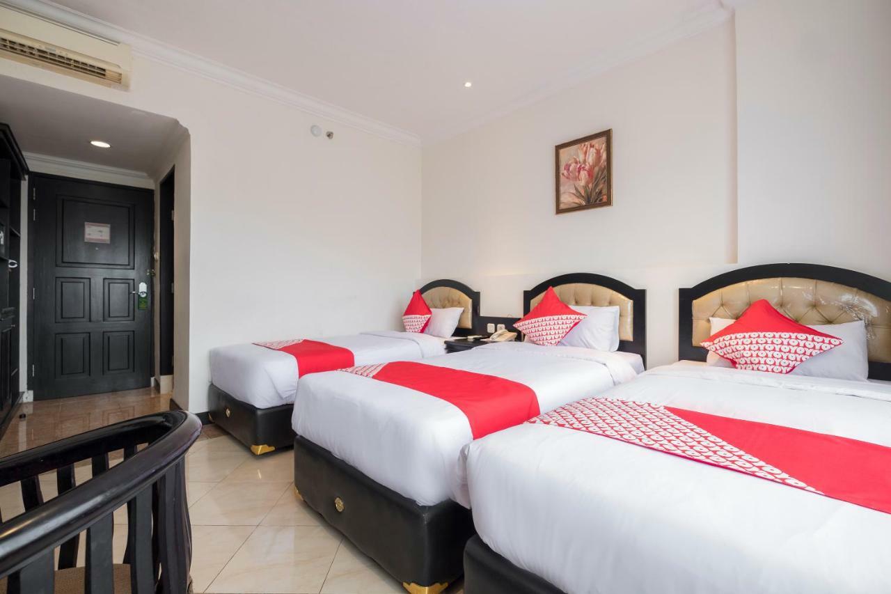 Hotel Sutomo Makassar Eksteriør billede