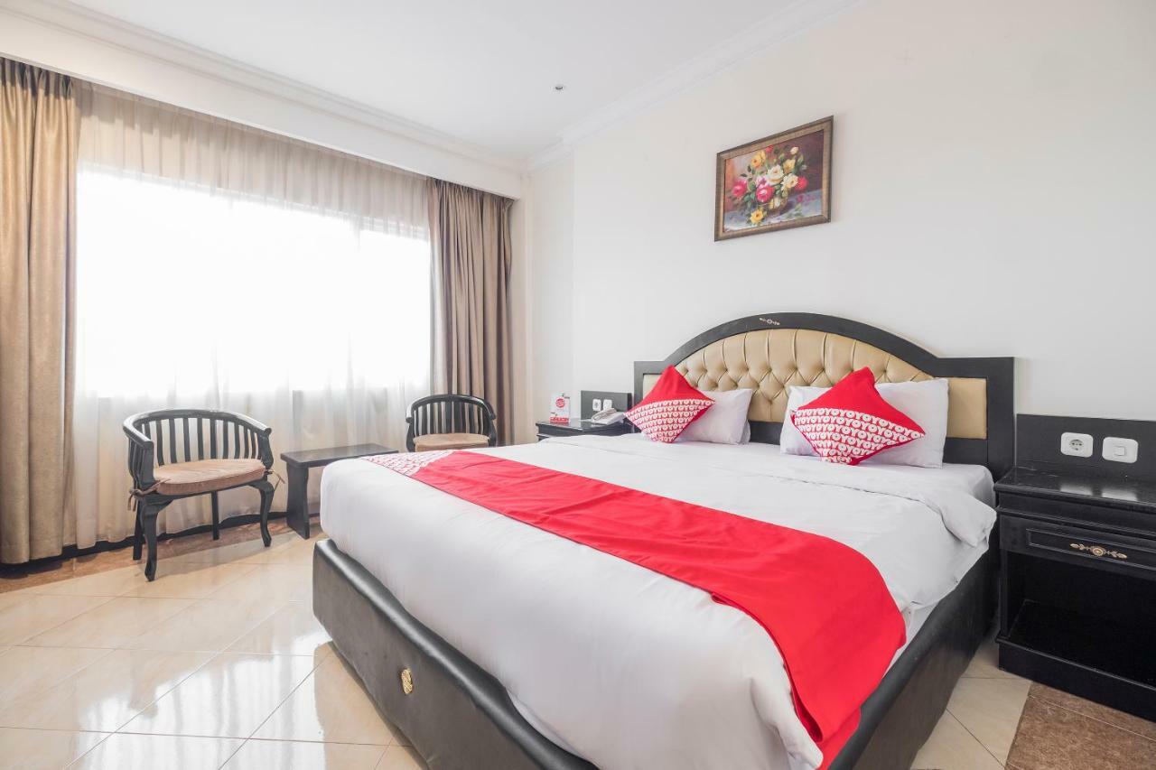 Hotel Sutomo Makassar Eksteriør billede