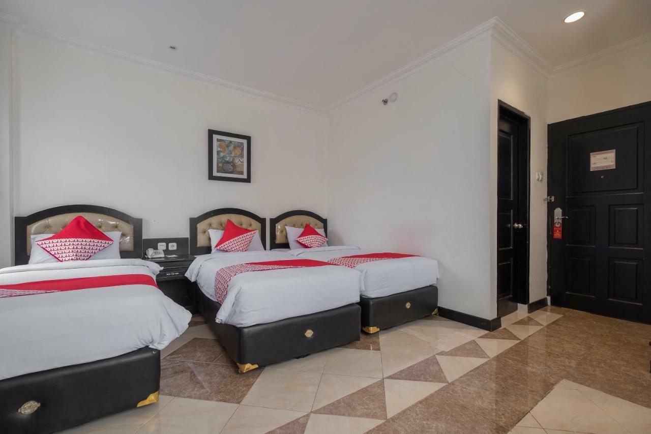 Hotel Sutomo Makassar Eksteriør billede